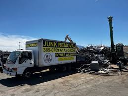Best Garage Cleanout  in Holts Summit, MO